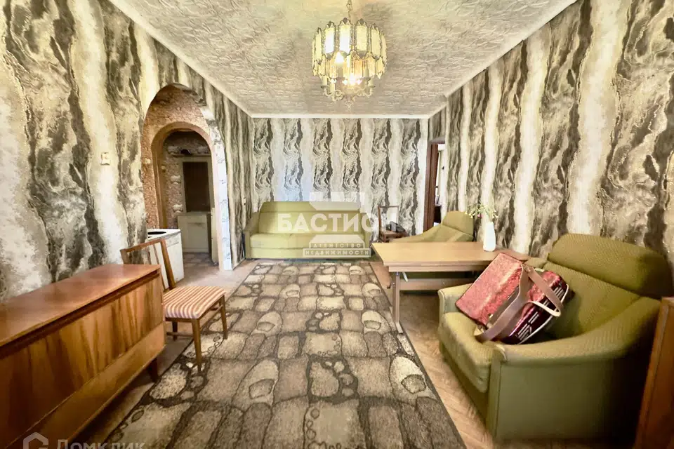 Продаётся 3-комнатная квартира, 59.4 м²