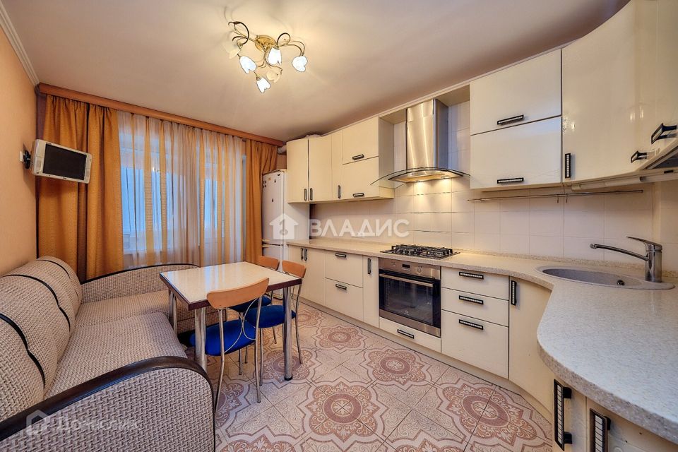 Сдаётся 1-комнатная квартира, 46 м²