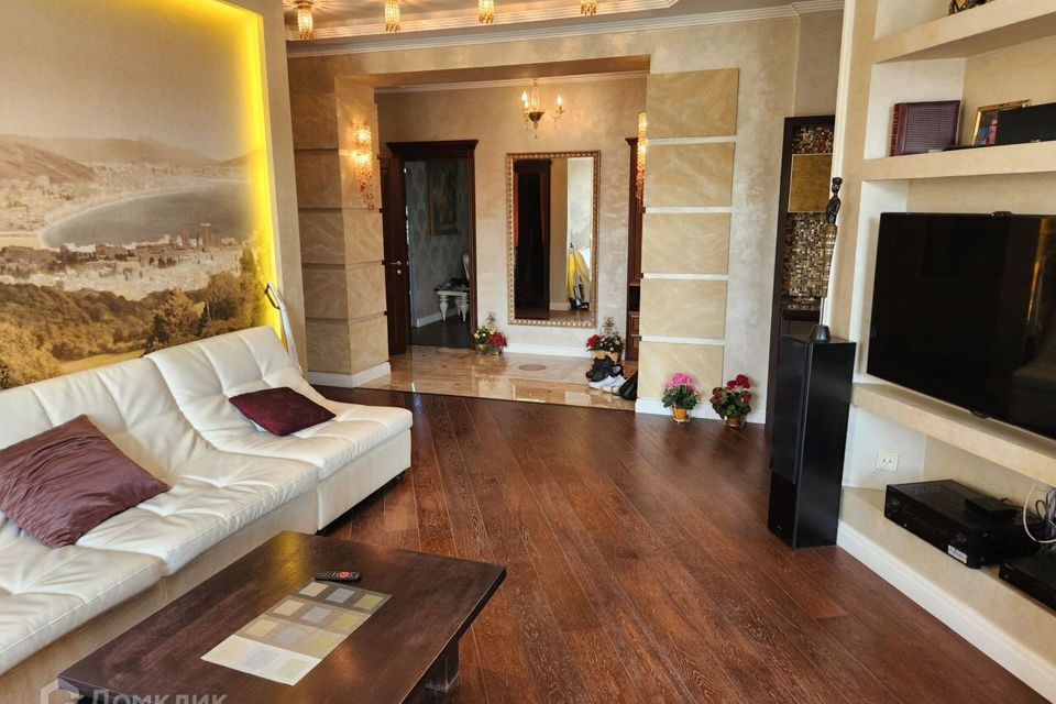 Сдаётся 3-комнатная квартира, 93 м²