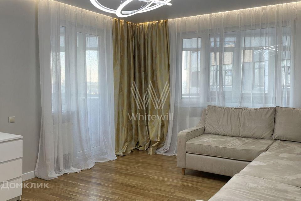 Сдаётся 2-комнатная квартира, 108 м²