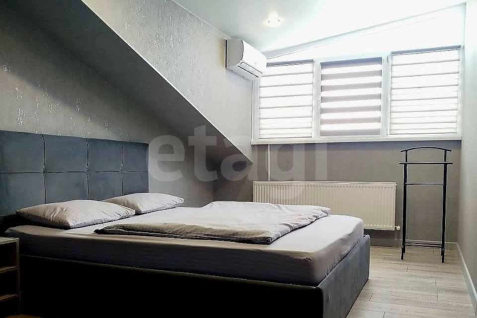 Продаётся 3-комнатная квартира, 110 м²