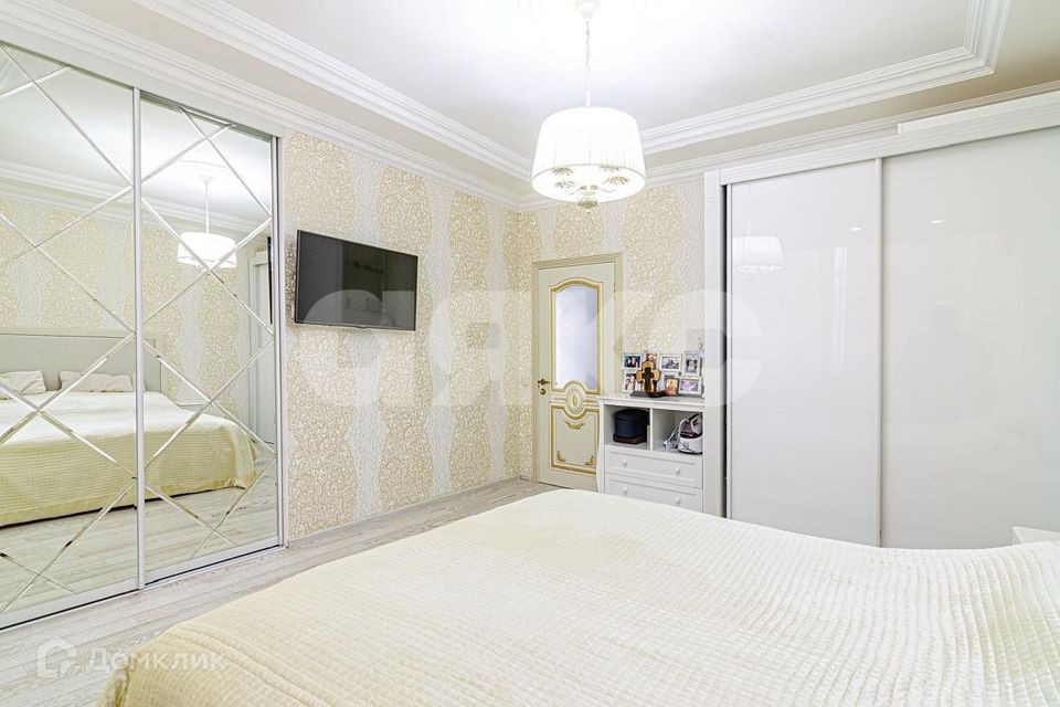 Продаётся 3-комнатная квартира, 109.2 м²
