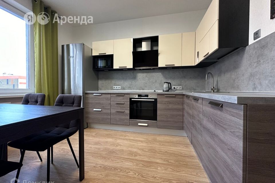 Сдаётся 1-комнатная квартира, 42 м²
