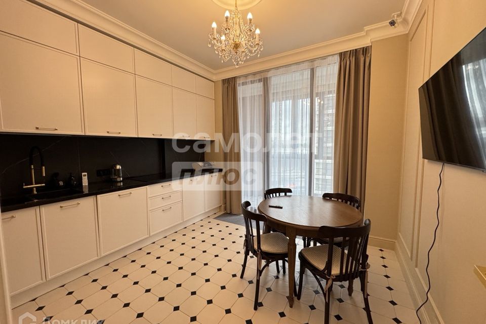 Сдаётся 2-комнатная квартира, 70 м²