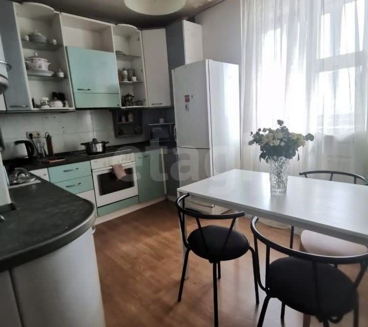 Продаётся 3-комнатная квартира, 77.2 м²
