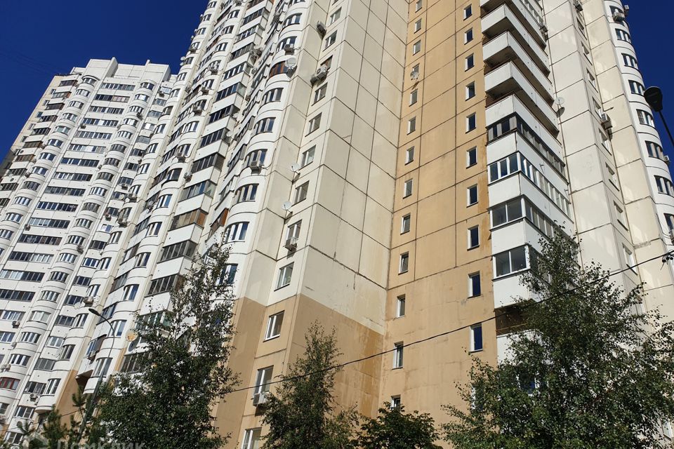 Продаётся 4-комнатная квартира, 120 м²