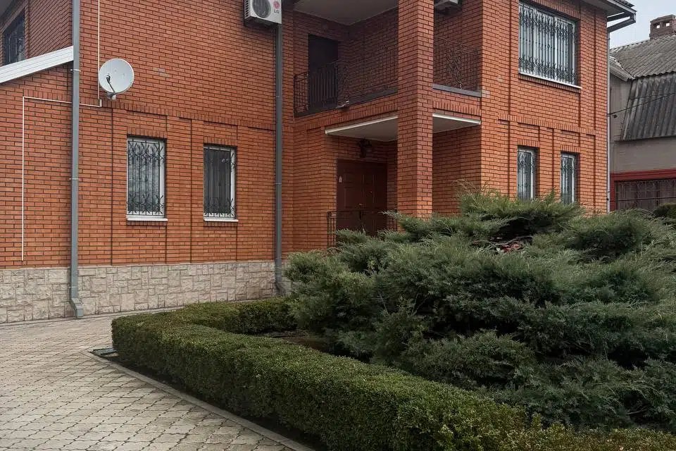 Продаётся 2-этажный дом, 11 м²