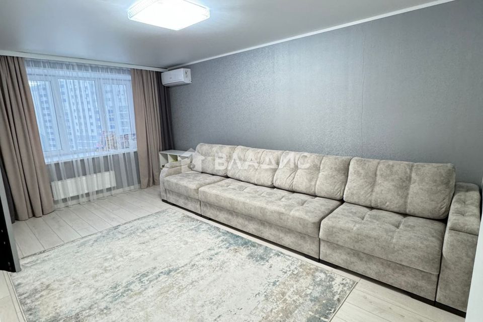 Продаётся 2-комнатная квартира, 61 м²