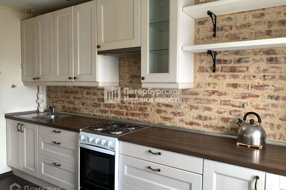 Продаётся 3-комнатная квартира, 63.8 м²