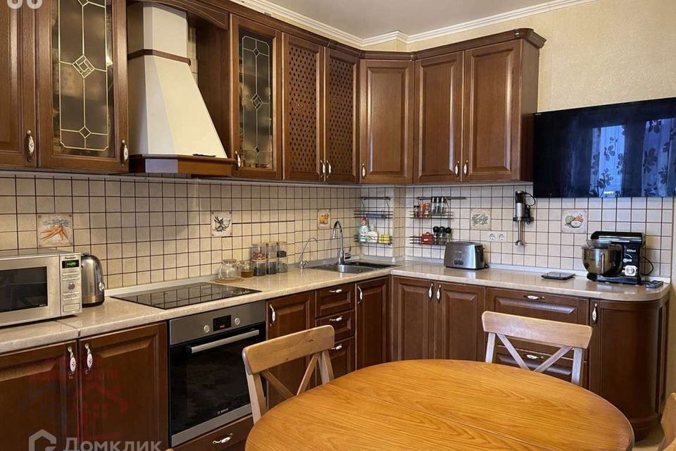 Продаётся 2-комнатная квартира, 62 м²