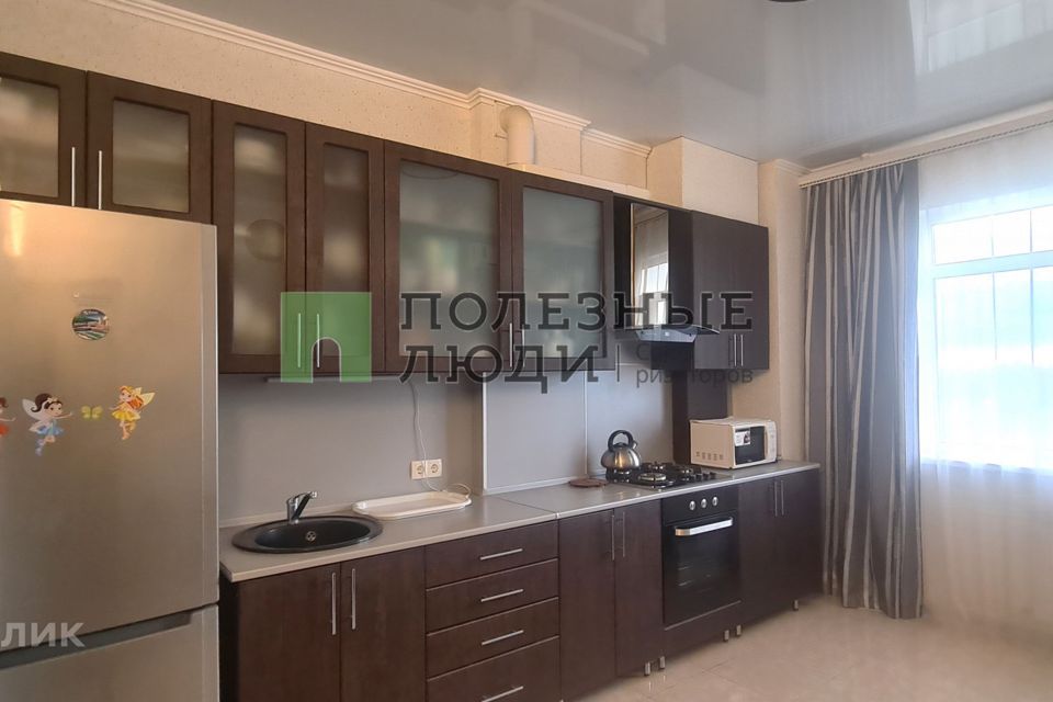 Продаётся 1-комнатная квартира, 42.3 м²