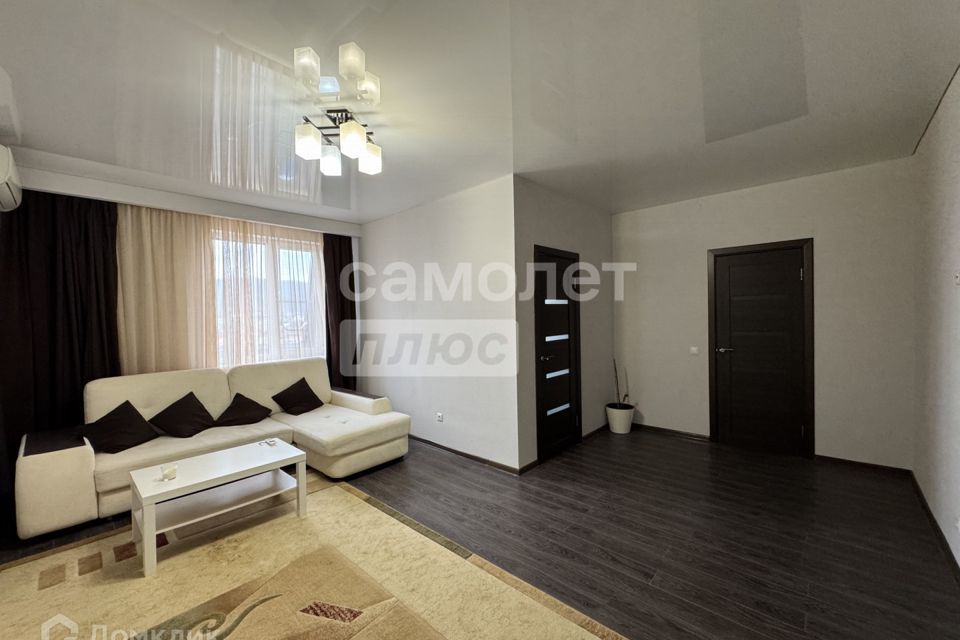 Продаётся 3-комнатная квартира, 94 м²
