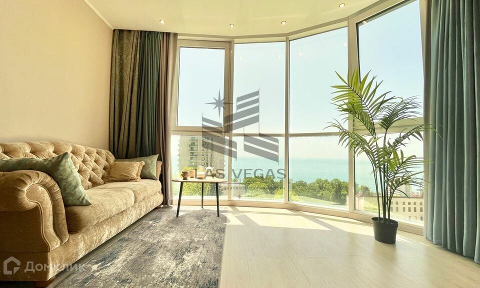 Сдаётся 3-комнатная квартира, 130 м²