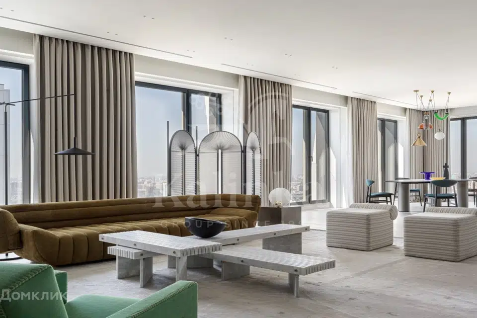 Продаётся 6-комнатная квартира, 287 м²