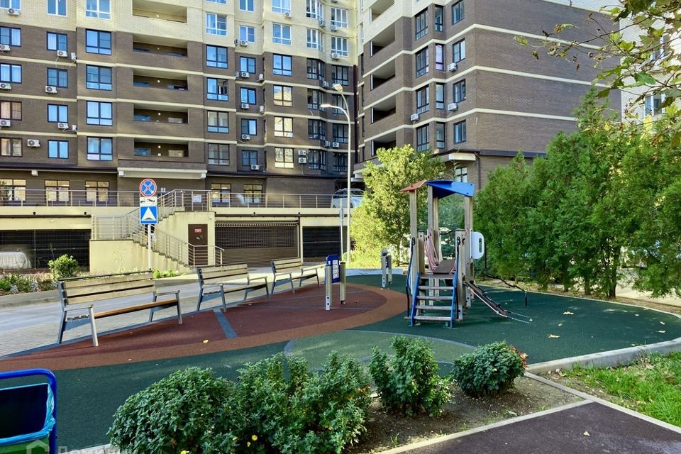 Продаётся 1-комнатная квартира, 41.02 м²