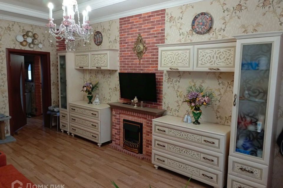 Продаётся 3-комнатная квартира, 77 м²