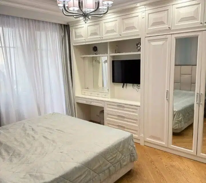 Продаётся 2-комнатная квартира, 86 м²