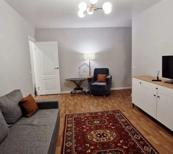 Сдаётся 2-комнатная квартира, 42 м²