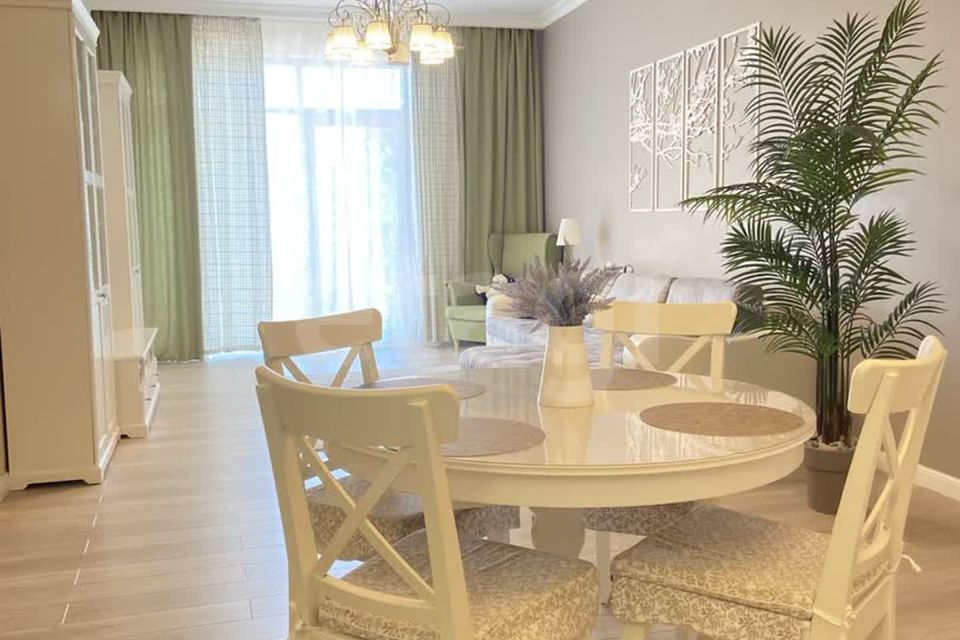 Продаётся 2-комнатная квартира, 73.4 м²