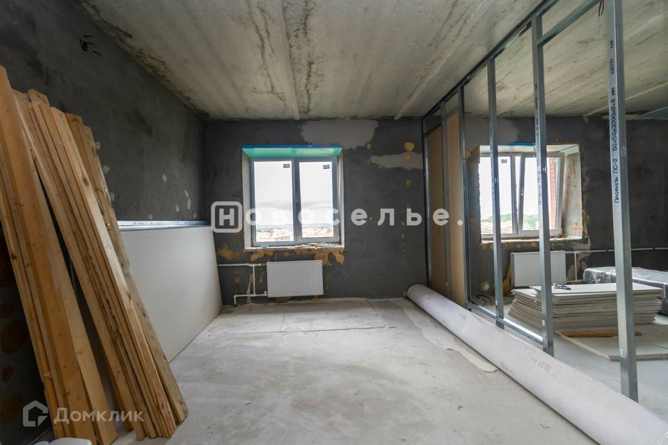 Продаётся 2-комнатная квартира, 57.2 м²