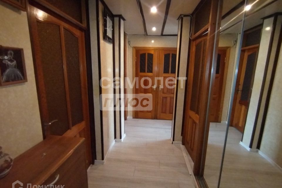 Продаётся 3-комнатная квартира, 64 м²