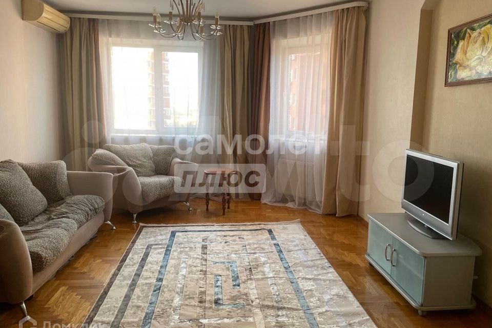Сдаётся 3-комнатная квартира, 96 м²