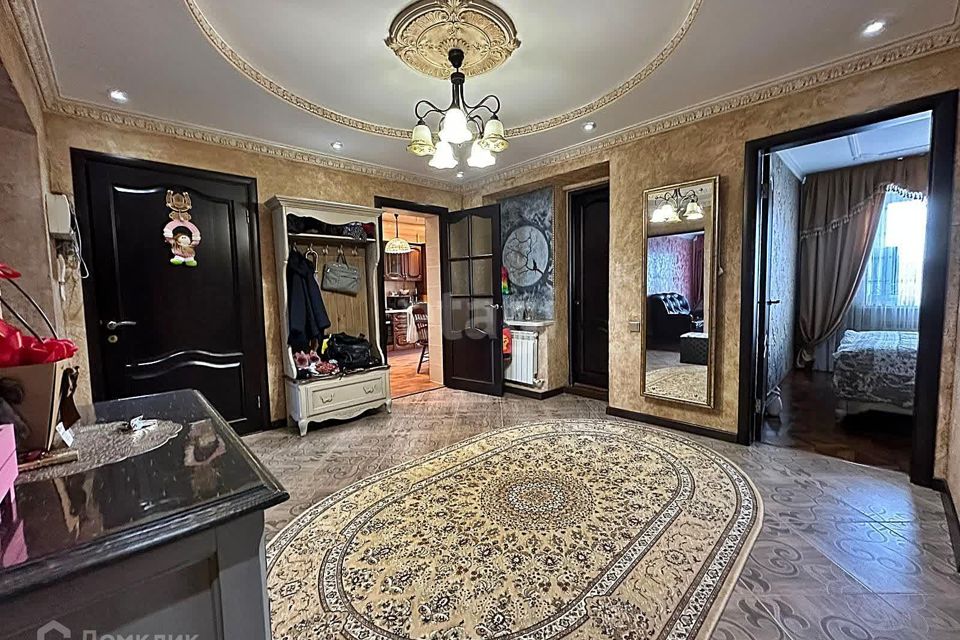 Продаётся 3-комнатная квартира, 83 м²