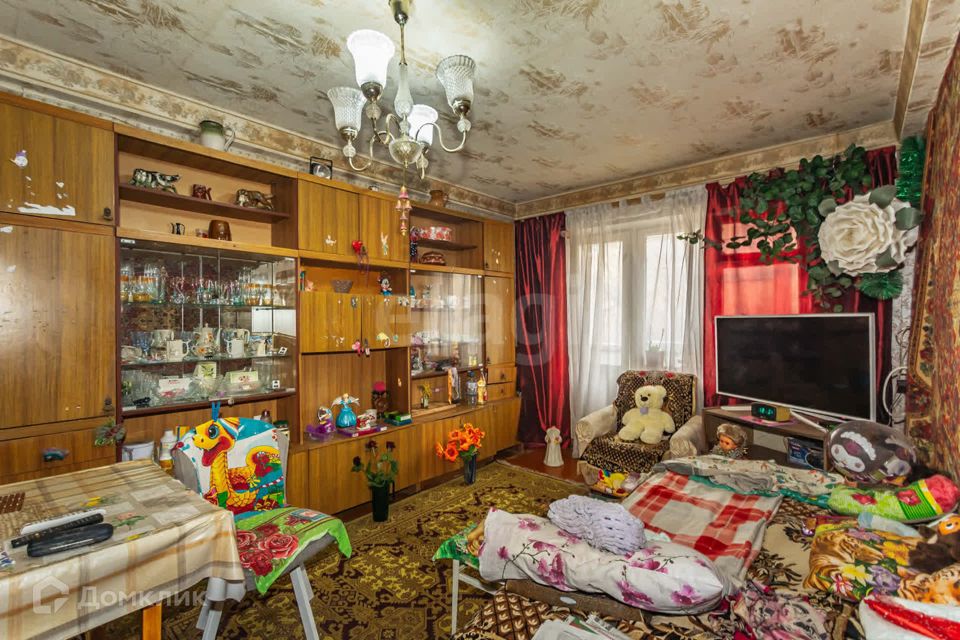 Продаётся 3-комнатная квартира, 56.7 м²