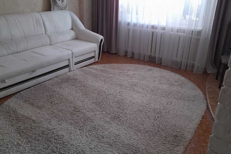 Продаётся 3-комнатная квартира, 60 м²