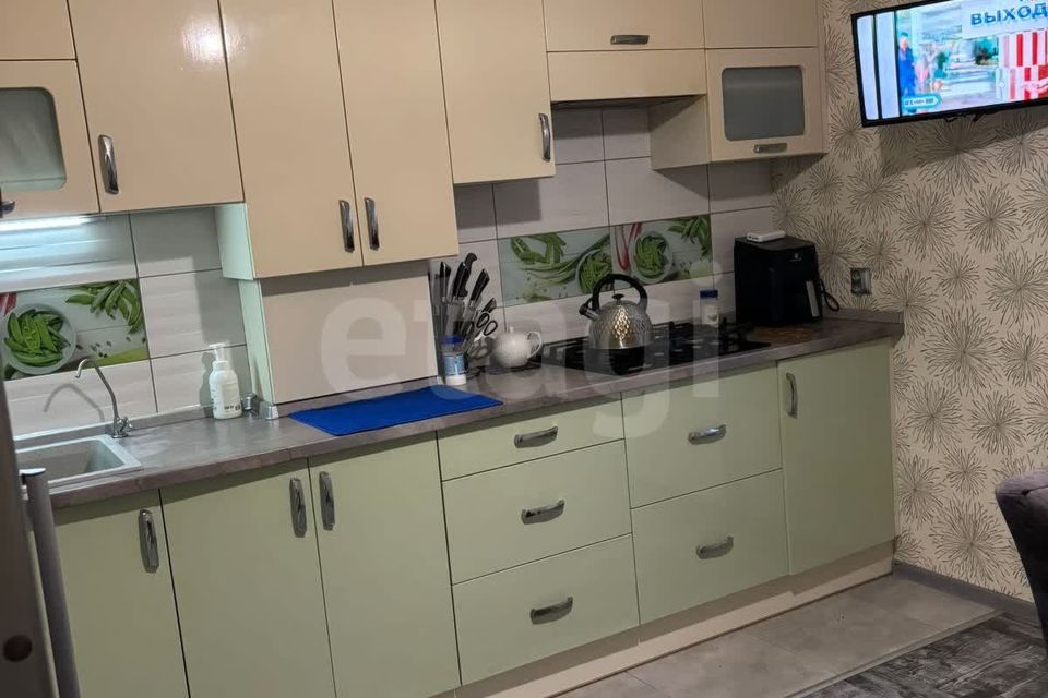 Продаётся 1-комнатная квартира, 41 м²