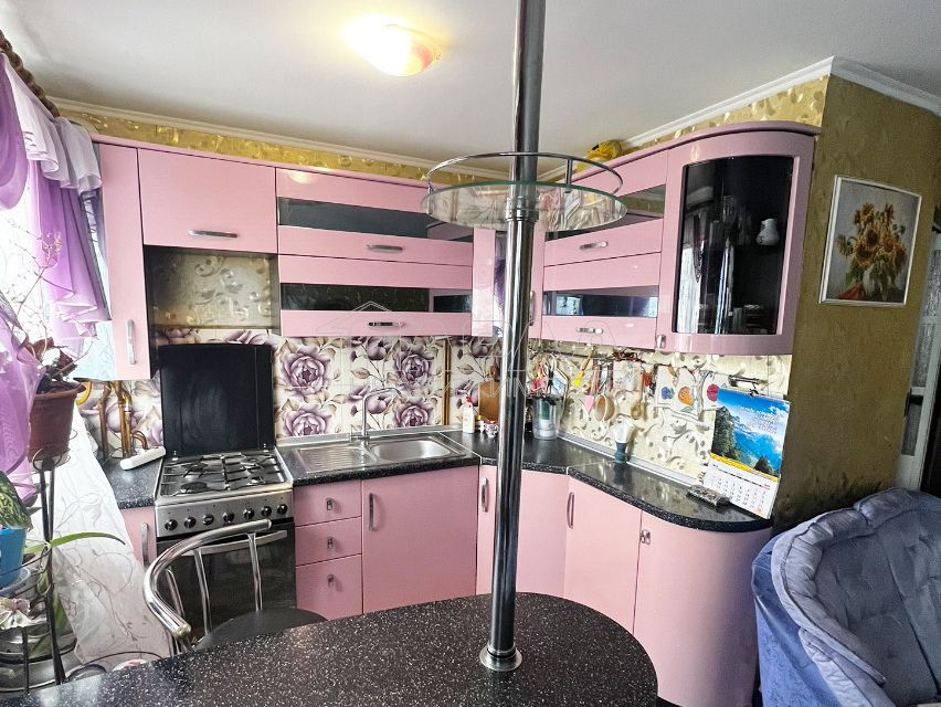 Продаётся 1-комнатная квартира, 30.7 м²