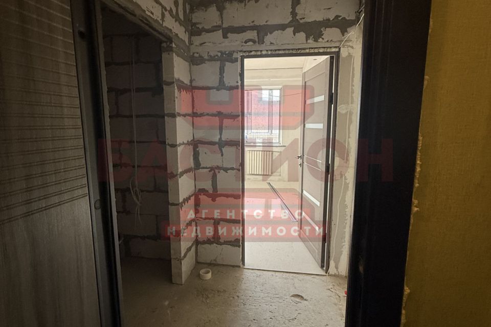 Продаётся 1-комнатная квартира, 37 м²