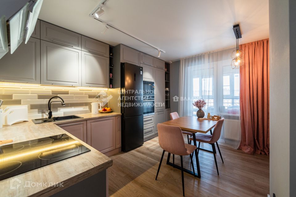 Продаётся 3-комнатная квартира, 76 м²