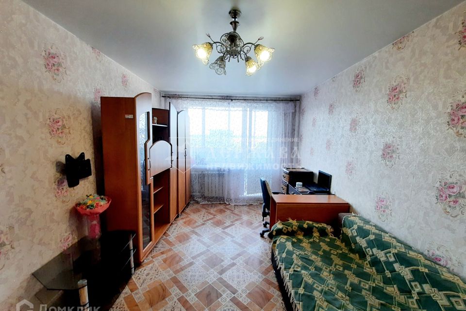 Продаётся 3-комнатная квартира, 58.7 м²