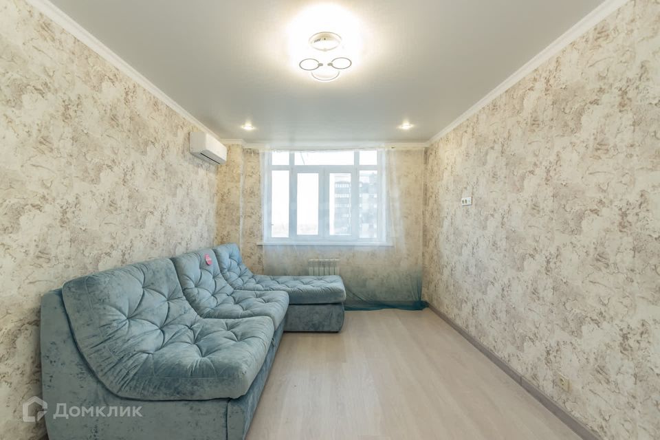 Продаётся 1-комнатная квартира, 42 м²