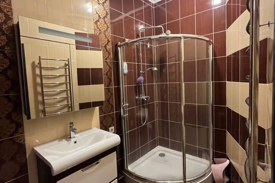 Продаётся 1-комнатная квартира, 53 м²