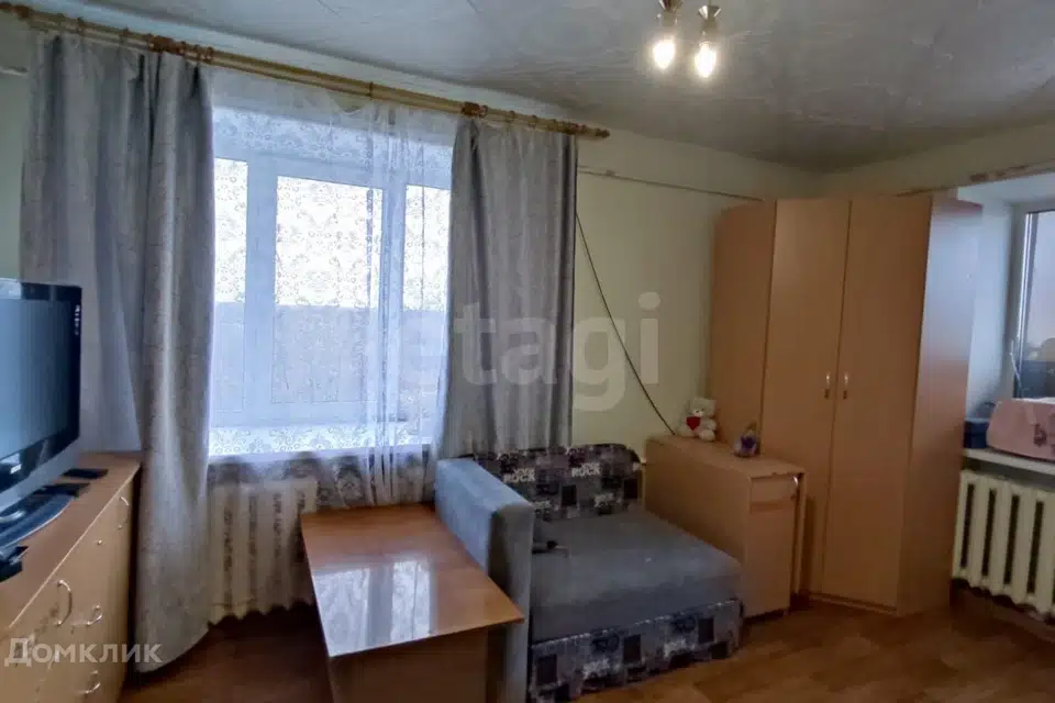 Продаётся 2-комнатная квартира, 42.7 м²