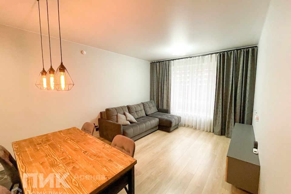 Сдаётся 2-комнатная квартира, 71.7 м²