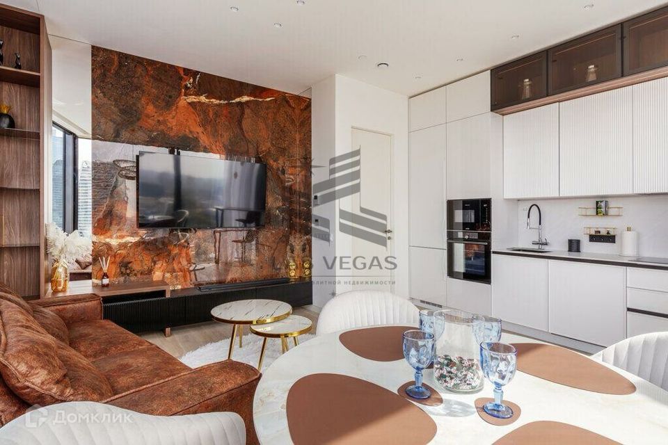 Сдаётся 3-комнатная квартира, 85 м²