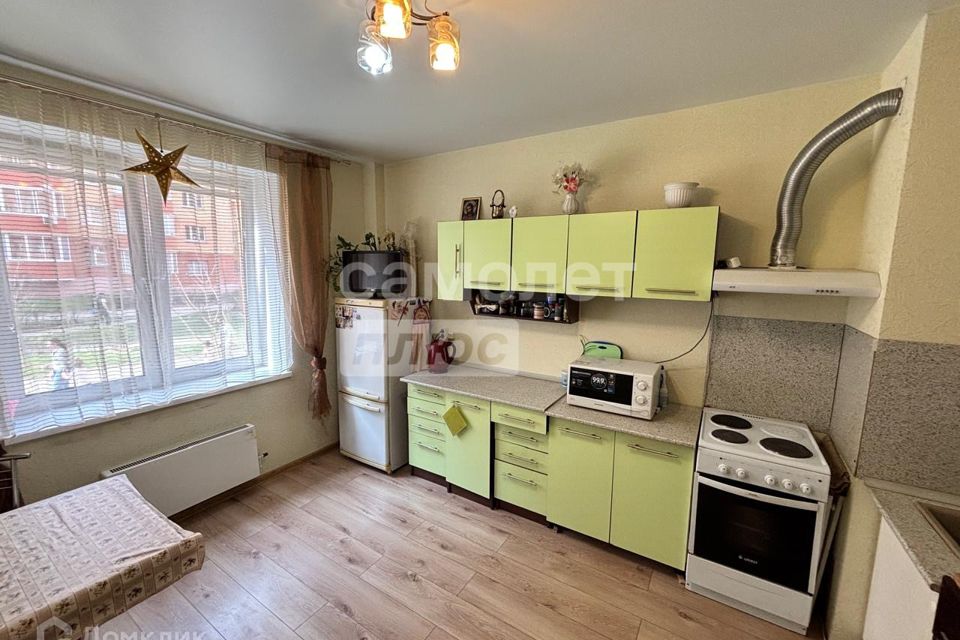 Продаётся 1-комнатная квартира, 43 м²