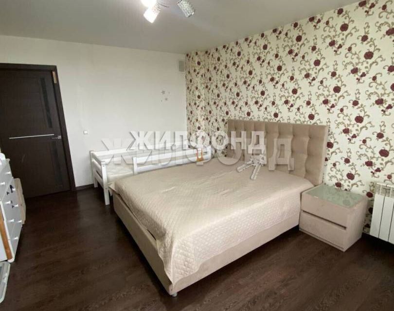 Продаётся 2-комнатная квартира, 95 м²