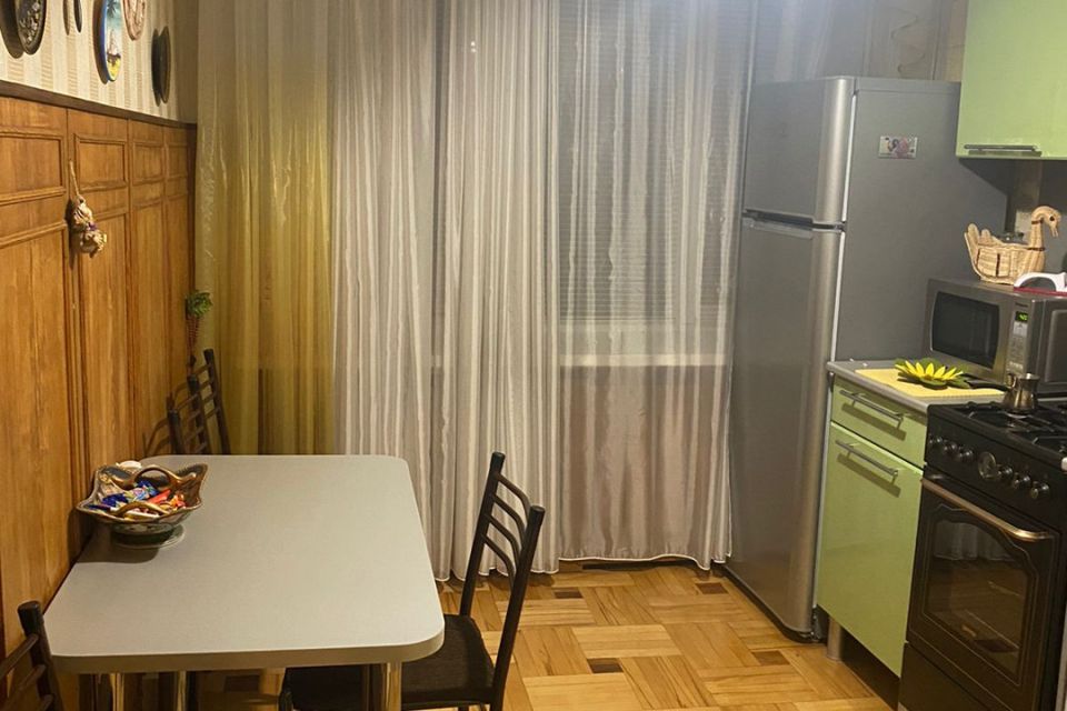 Сдаётся 1-комнатная квартира, 35 м²