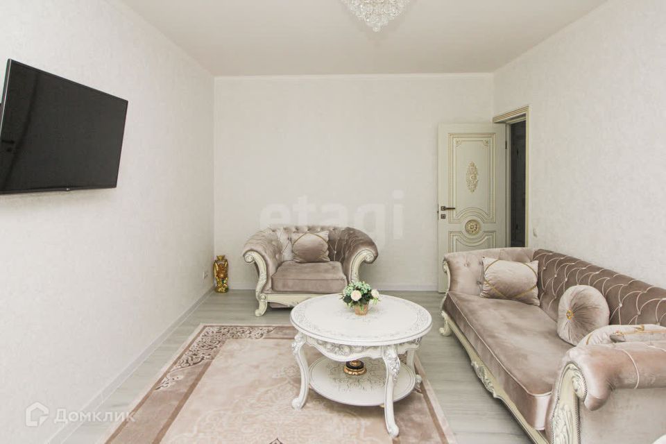 Продаётся 2-комнатная квартира, 58 м²