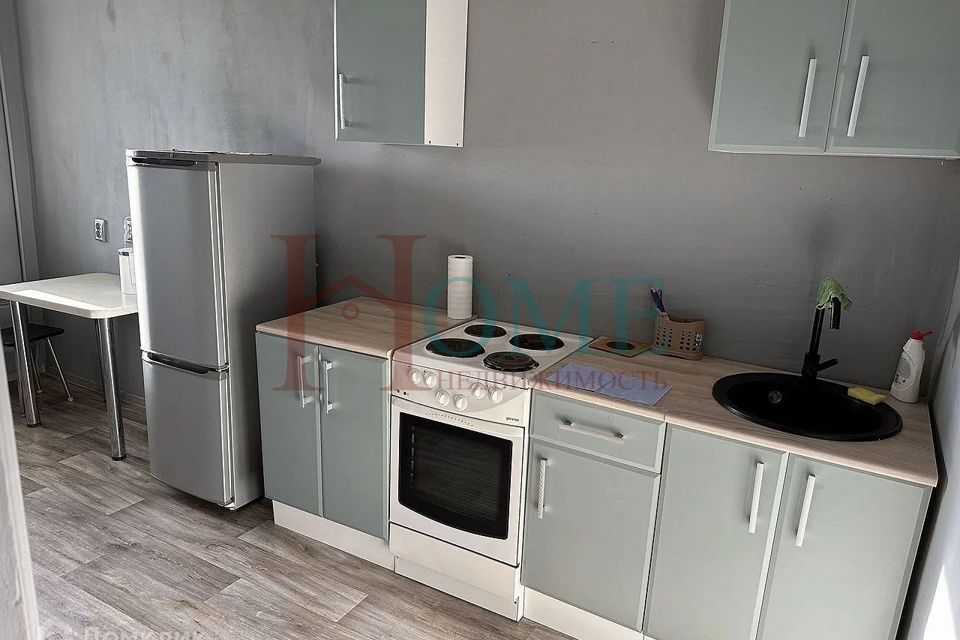 Сдаётся 1-комнатная квартира, 37 м²