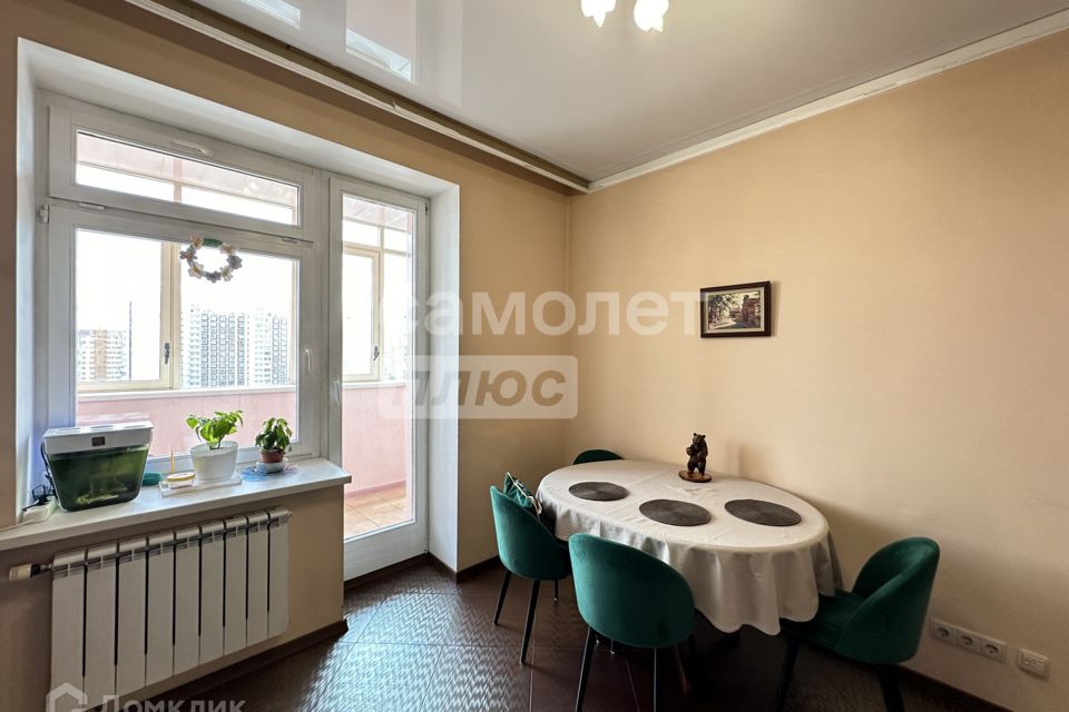Продаётся 2-комнатная квартира, 89.1 м²