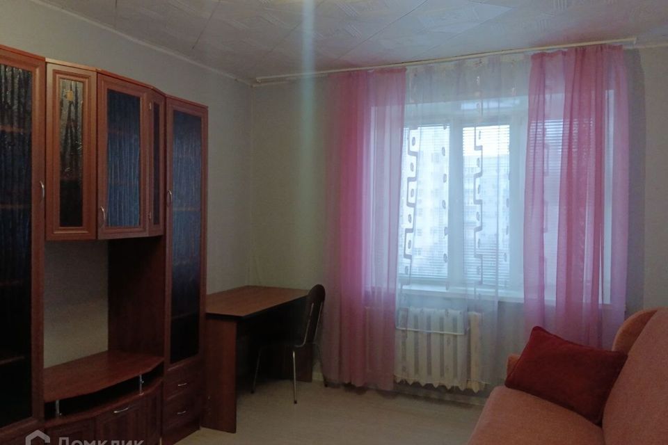 Продаётся комната в 1-комн. квартире, 35 м²