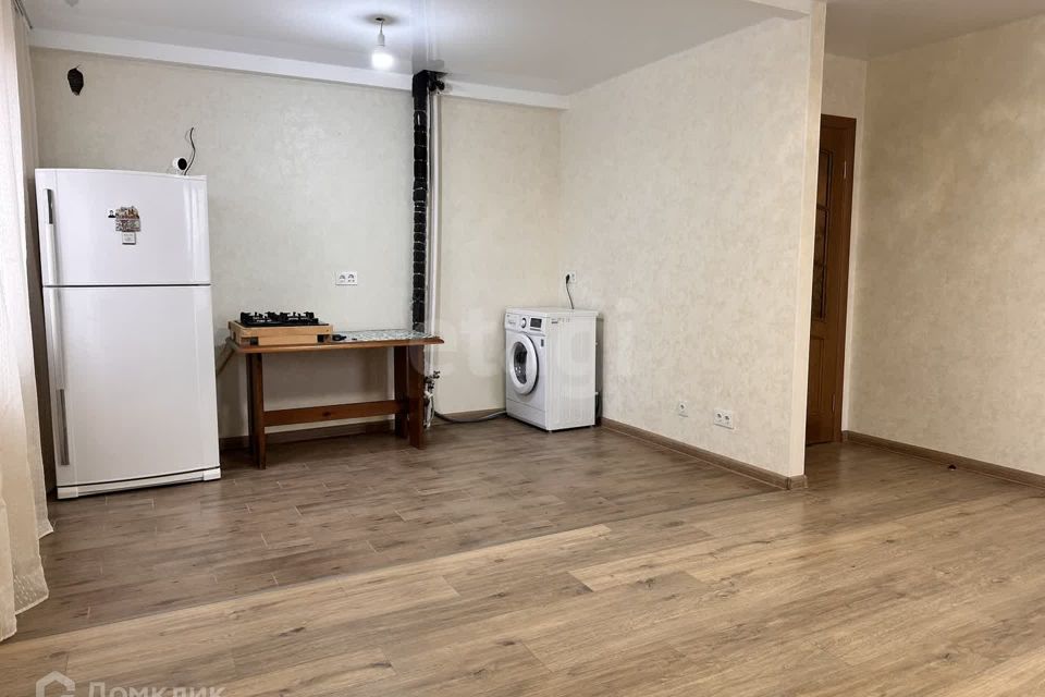 Продаётся 2-комнатная квартира, 42.2 м²