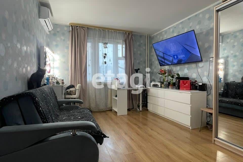 Продаётся 1-комнатная квартира, 38.3 м²