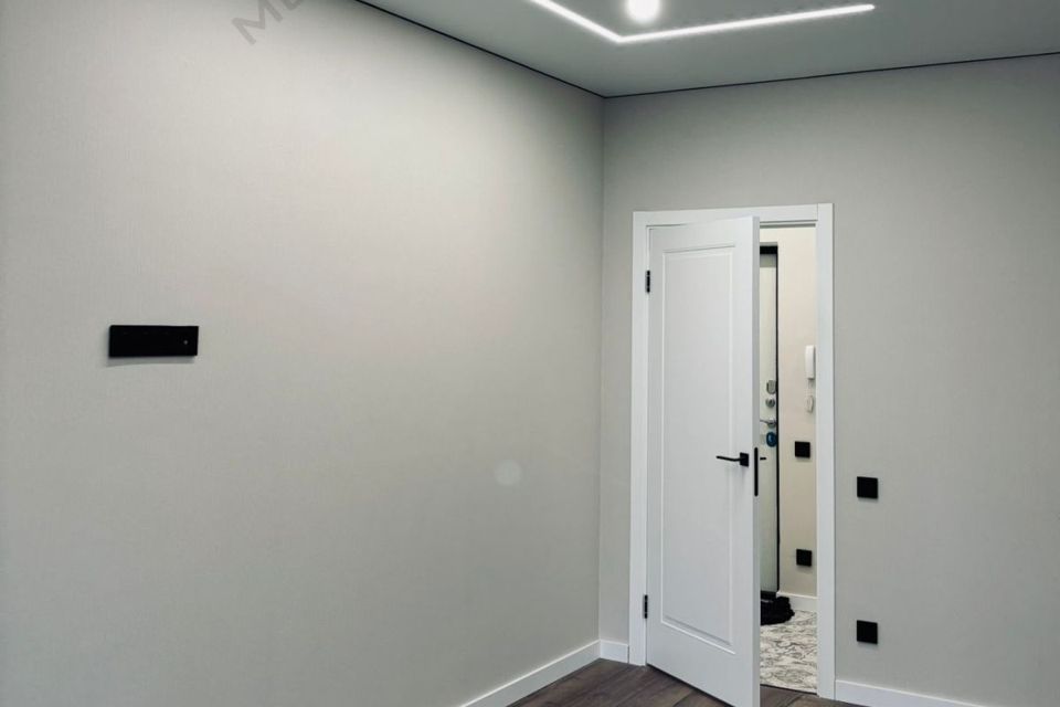 Продаётся 1-комнатная квартира, 38 м²