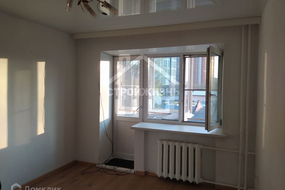Продаётся комната в 5-комн. квартире, 14 м²